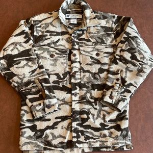 Columbia Sportswear heavy Shirt